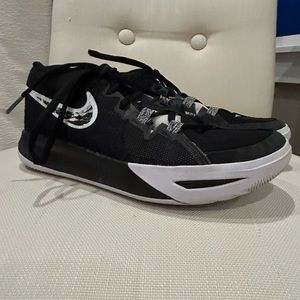 Nike Girls Basketball Shoes Size 6.5
